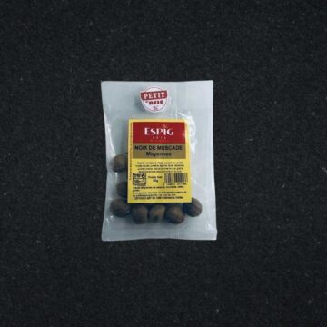 Madina Daoudi - 
Noix De Muscade Moyennes 50G